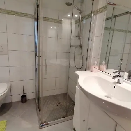 Bauer * 玛利亚普法尔